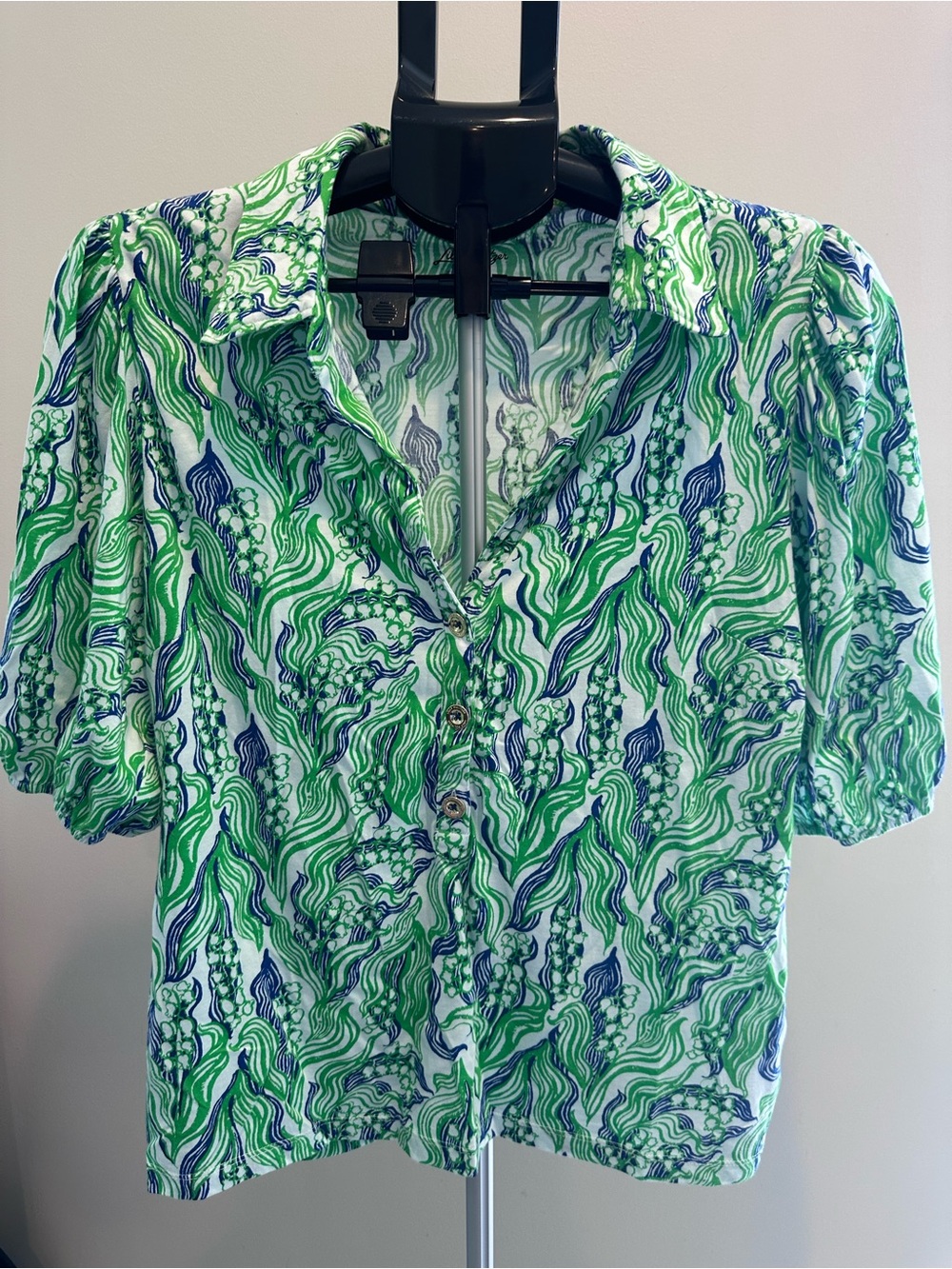 Lilly Pulitzer Green and Blue Abstract Print Button-Down Top